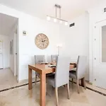 Seaview 2 Beds La Duquesa * Manilva